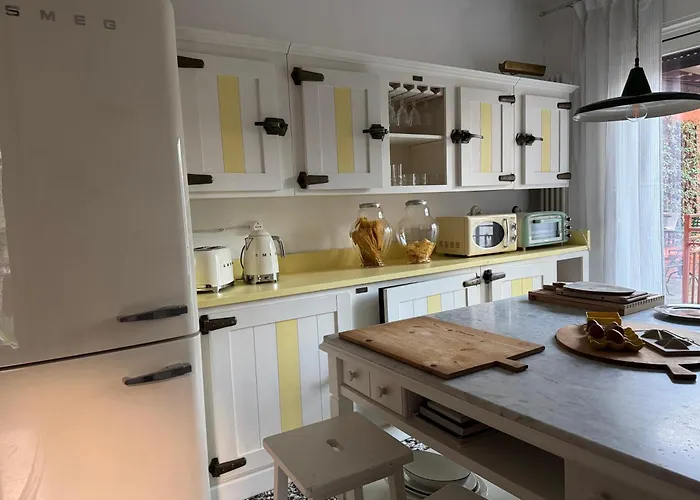 Le Vetrate Sul Amazing View Holiday home Nesso